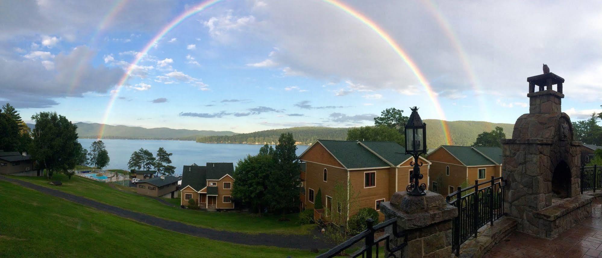 Sun Castle Resort Lake George Esterno foto